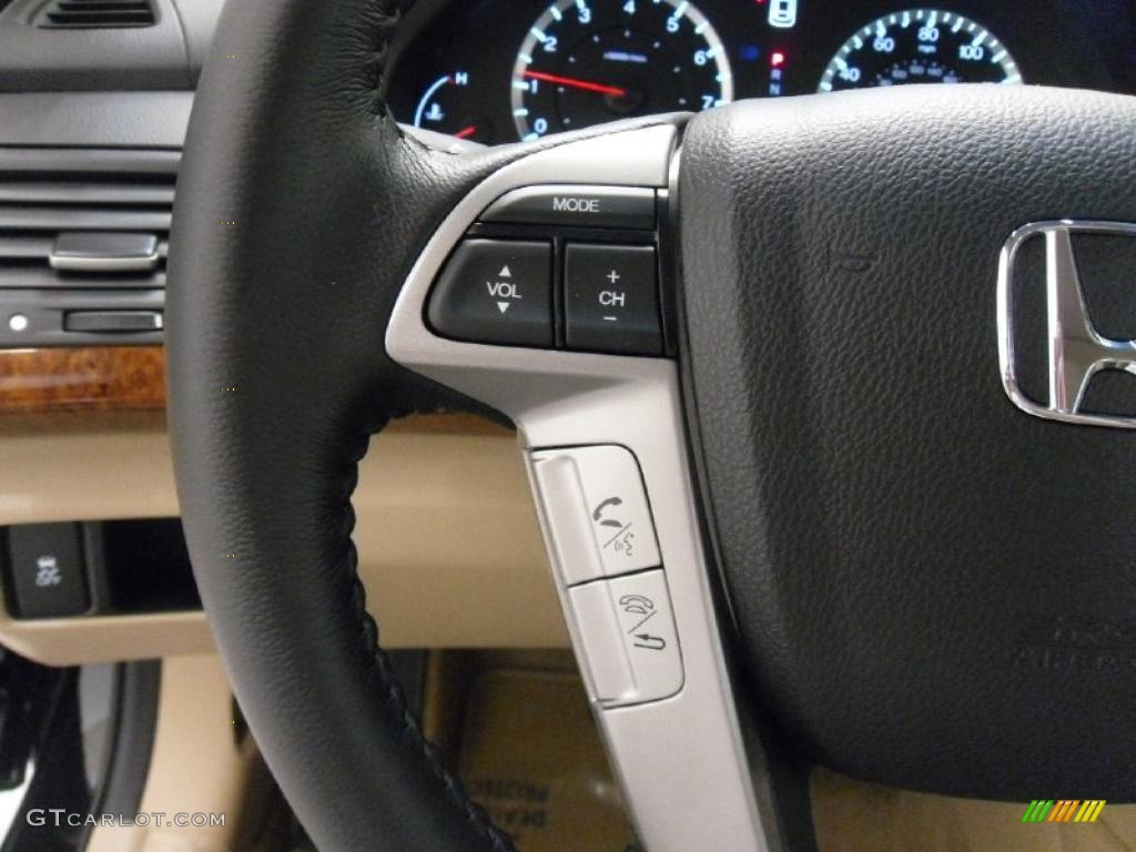 2011 Honda Accord EX-L Sedan Controls Photo #38712715