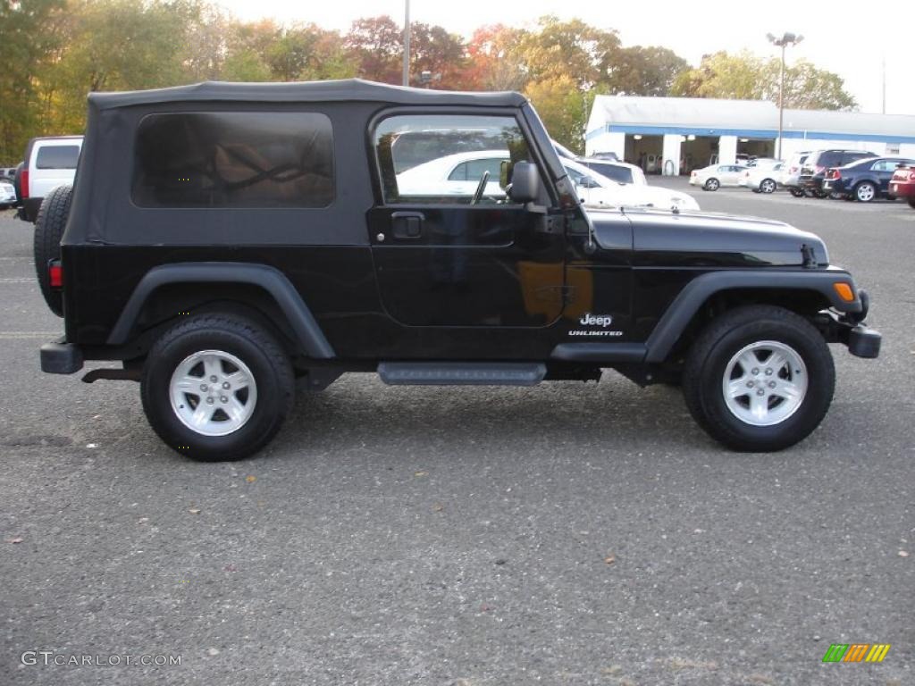 2004 Wrangler Sport 4x4 - Black / Dark Slate Gray photo #7