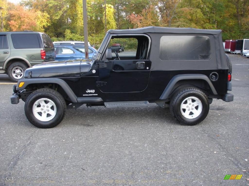 2004 Wrangler Sport 4x4 - Black / Dark Slate Gray photo #9