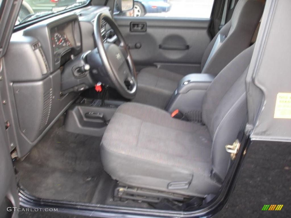 2004 Wrangler Sport 4x4 - Black / Dark Slate Gray photo #10