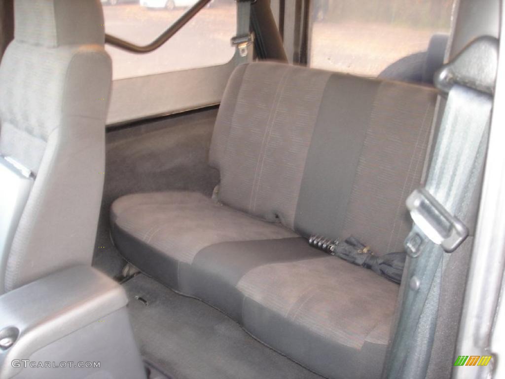 2004 Wrangler Sport 4x4 - Black / Dark Slate Gray photo #11