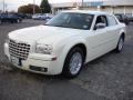 Cool Vanilla White - 300 Touring Photo No. 1