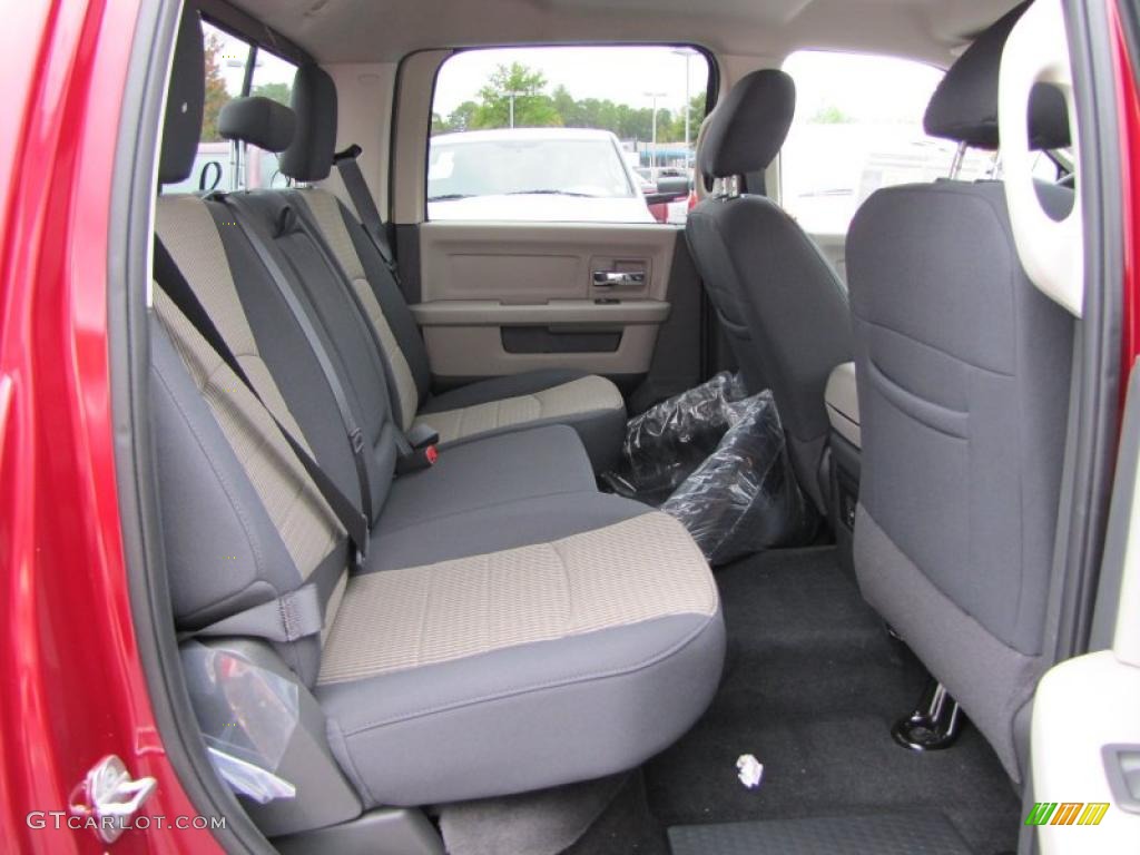 2011 Ram 1500 SLT Outdoorsman Crew Cab 4x4 - Deep Cherry Red Crystal Pearl / Dark Slate Gray/Medium Graystone photo #10