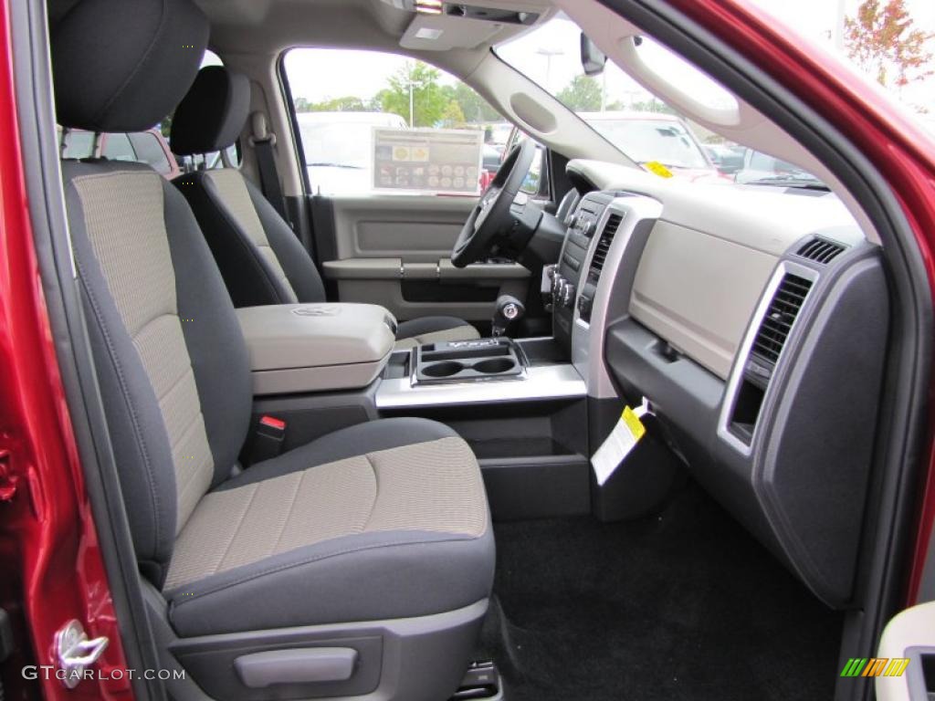 2011 Ram 1500 SLT Outdoorsman Crew Cab 4x4 - Deep Cherry Red Crystal Pearl / Dark Slate Gray/Medium Graystone photo #11