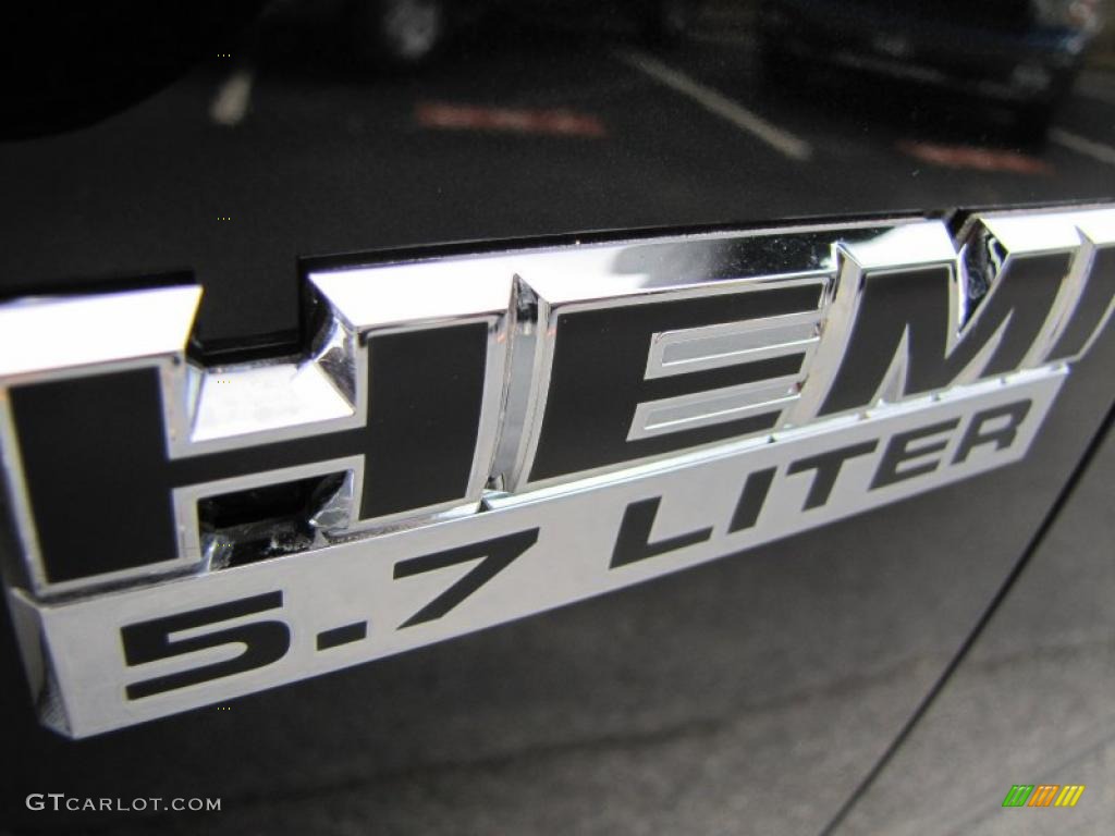 2011 Ram 1500 SLT Outdoorsman Crew Cab 4x4 - Brilliant Black Crystal Pearl / Dark Slate Gray/Medium Graystone photo #6