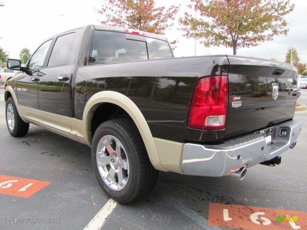 2011 Ram 1500 Laramie Crew Cab - Rugged Brown Pearl / Light Pebble Beige/Bark Brown photo #2