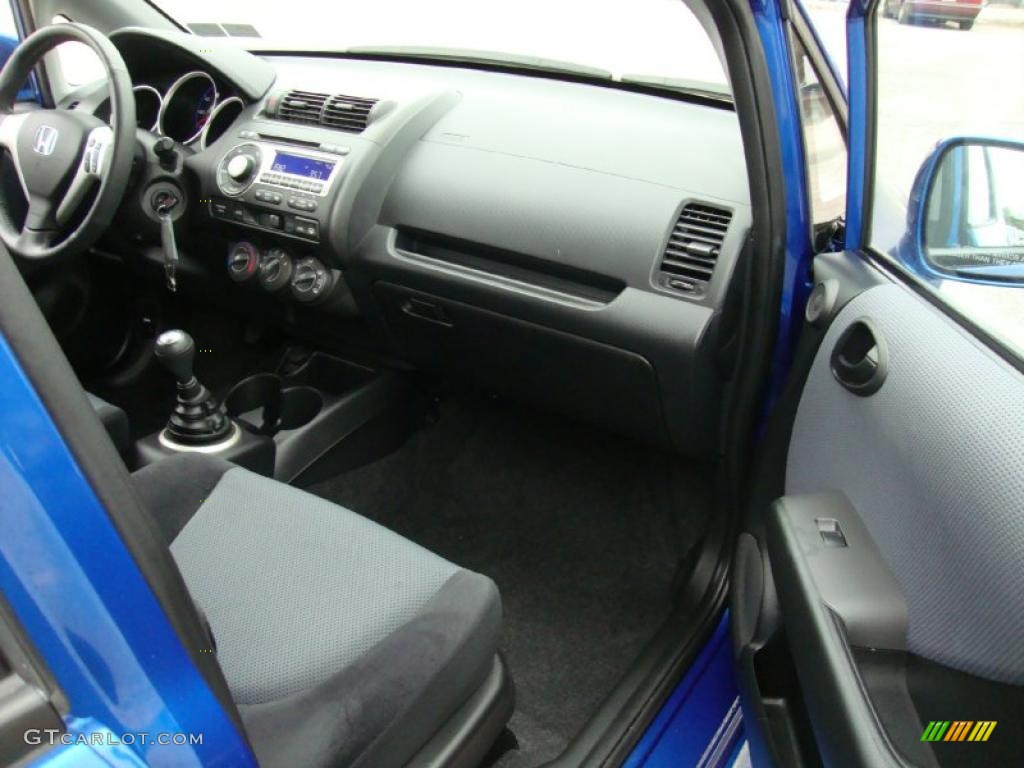 Black/Grey Interior 2008 Honda Fit Sport Photo #38717731