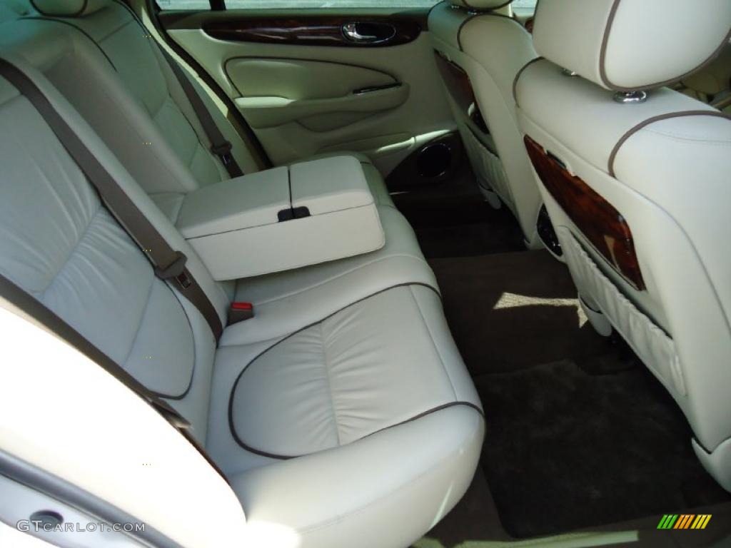 Ivory Interior 2005 Jaguar XJ Vanden Plas Photo #38720831