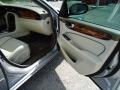 Platinum Silver Metallic - XJ Vanden Plas Photo No. 18