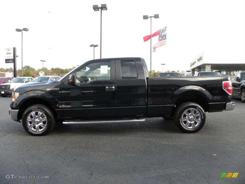 2010 F150 XLT SuperCab - Tuxedo Black / Medium Stone photo #5
