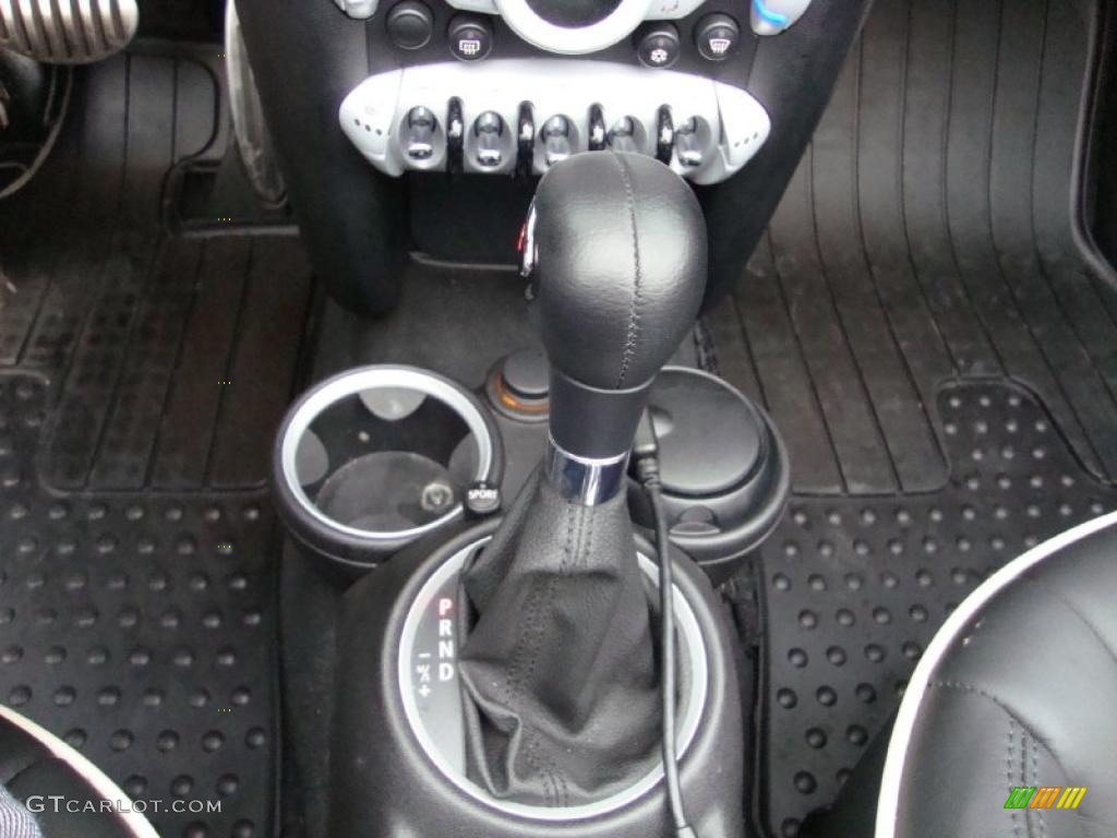2010 Cooper S Convertible - British Racing Green Metallic / Lounge Carbon Black Leather photo #41