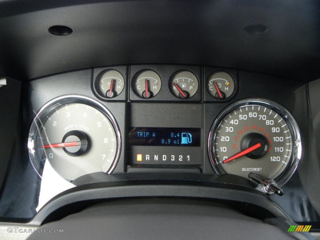 2010 F150 XLT SuperCab - Tuxedo Black / Medium Stone photo #18