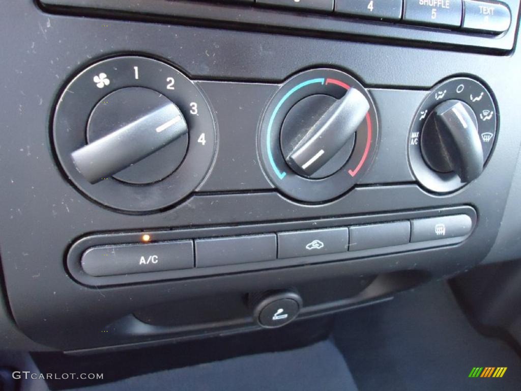 2005 F150 XLT SuperCrew 4x4 - Dark Shadow Grey Metallic / Medium Flint Grey photo #33