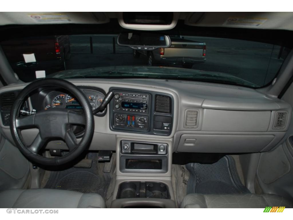 2003 Chevrolet Silverado 2500HD LS Extended Cab 4x4 Tan Dashboard Photo #38722387