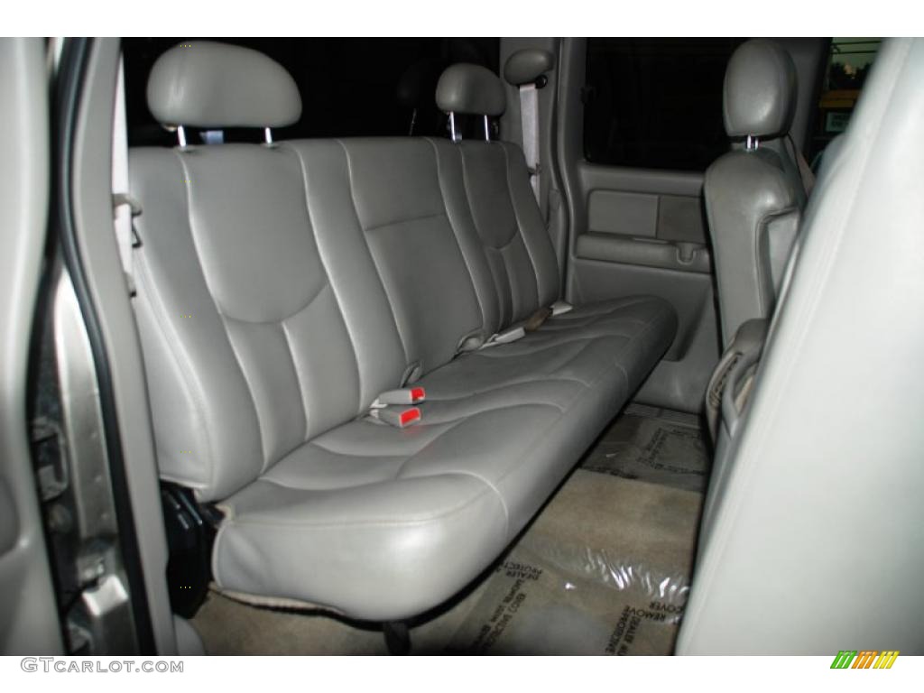 2003 Silverado 2500HD LS Extended Cab 4x4 - Light Pewter Metallic / Tan photo #31