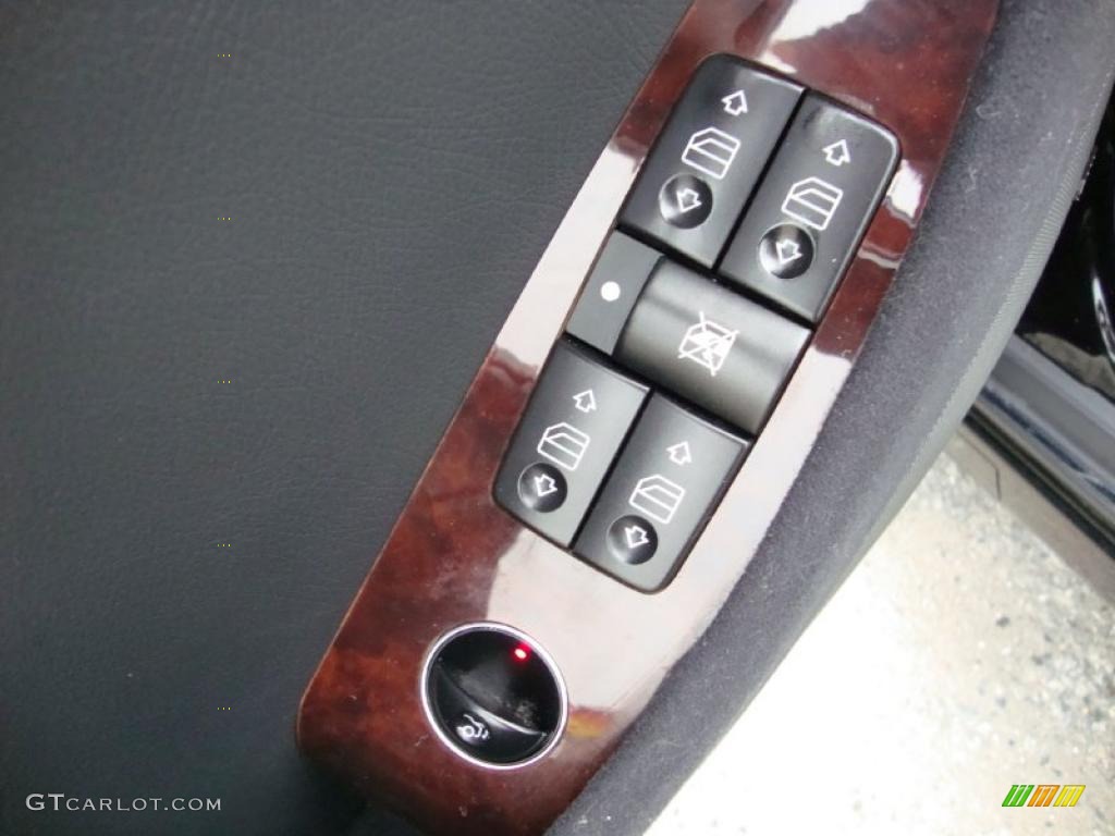 2005 Mercedes-Benz S 500 4Matic Sedan Controls Photo #38722747