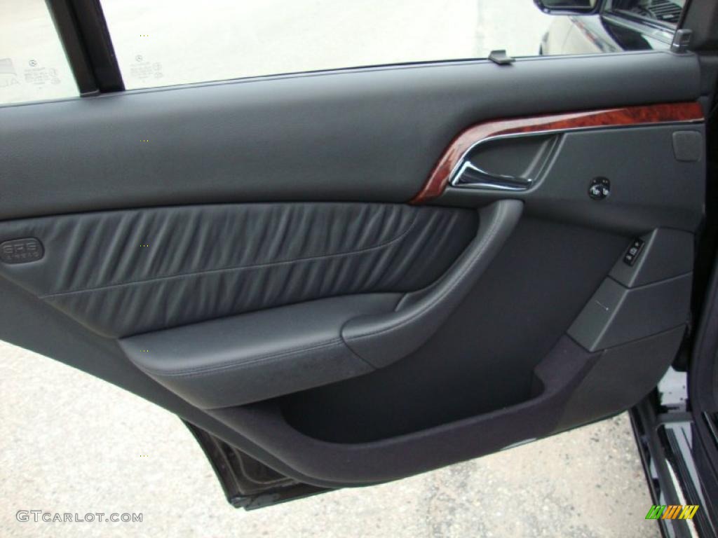 2005 Mercedes-Benz S 500 4Matic Sedan Charcoal Door Panel Photo #38722963