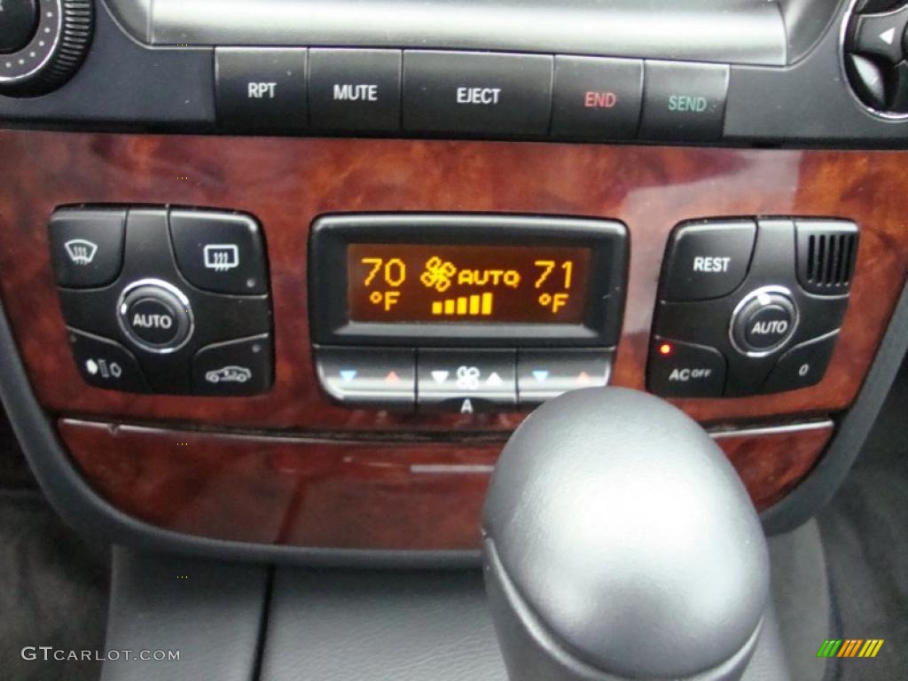 2005 Mercedes-Benz S 500 4Matic Sedan Controls Photo #38723259