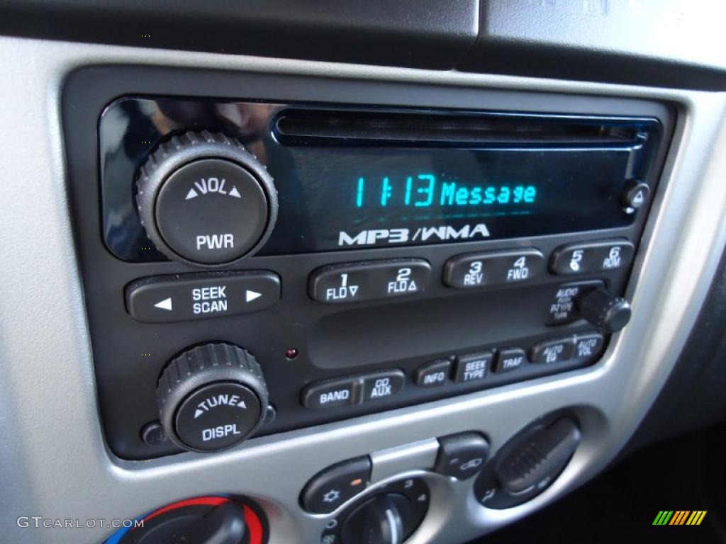 2009 GMC Canyon SLE Crew Cab Controls Photo #38724003