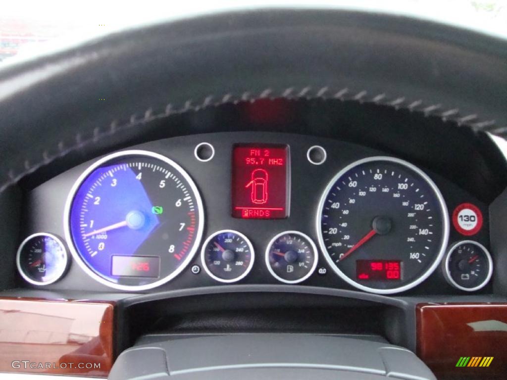 2004 Volkswagen Touareg V6 Gauges Photo #38724115