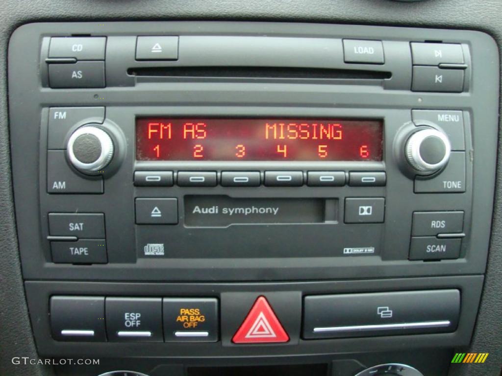 2006 Audi A3 2.0T Controls Photo #38724955