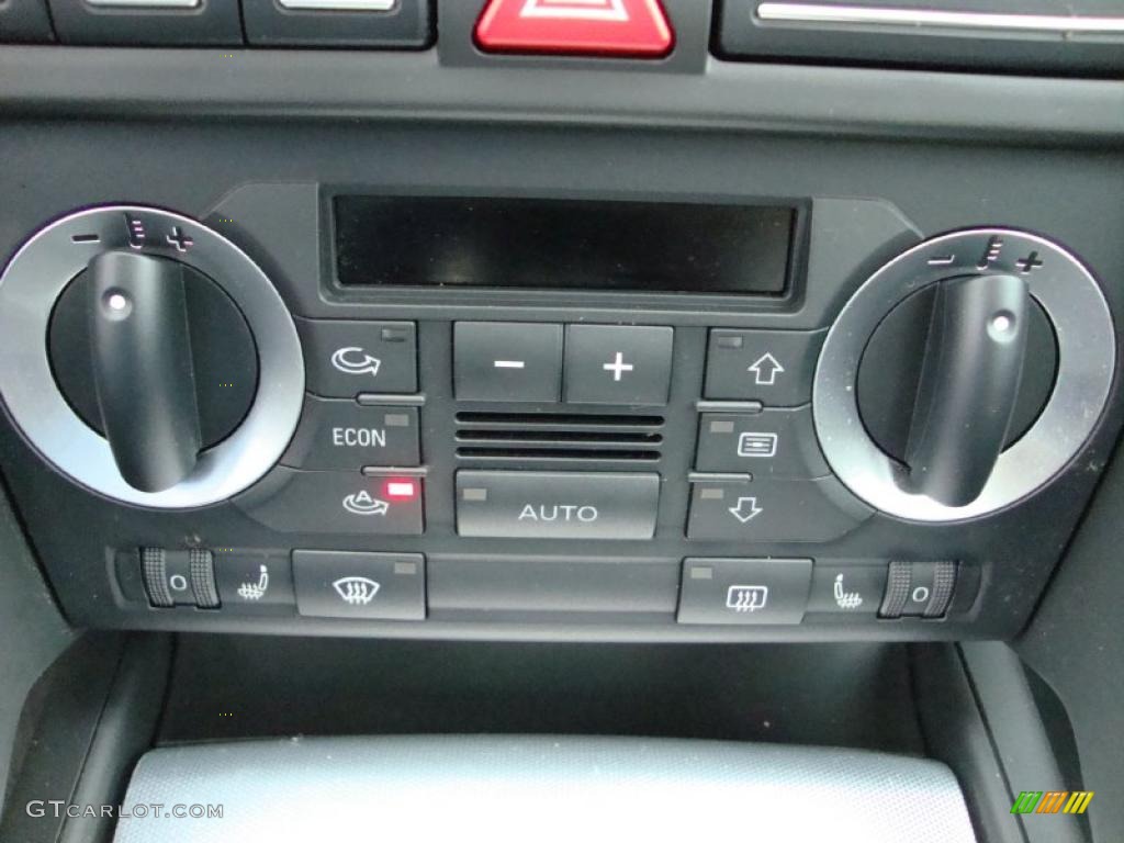 2006 Audi A3 2.0T Controls Photo #38724963