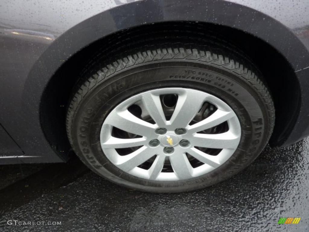 2011 Chevrolet Cruze LS Wheel Photo #38728251