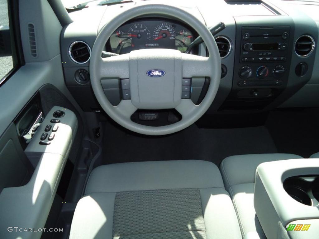 2005 F150 XLT SuperCrew - Medium Wedgewood Blue Metallic / Medium Flint/Dark Flint Grey photo #9