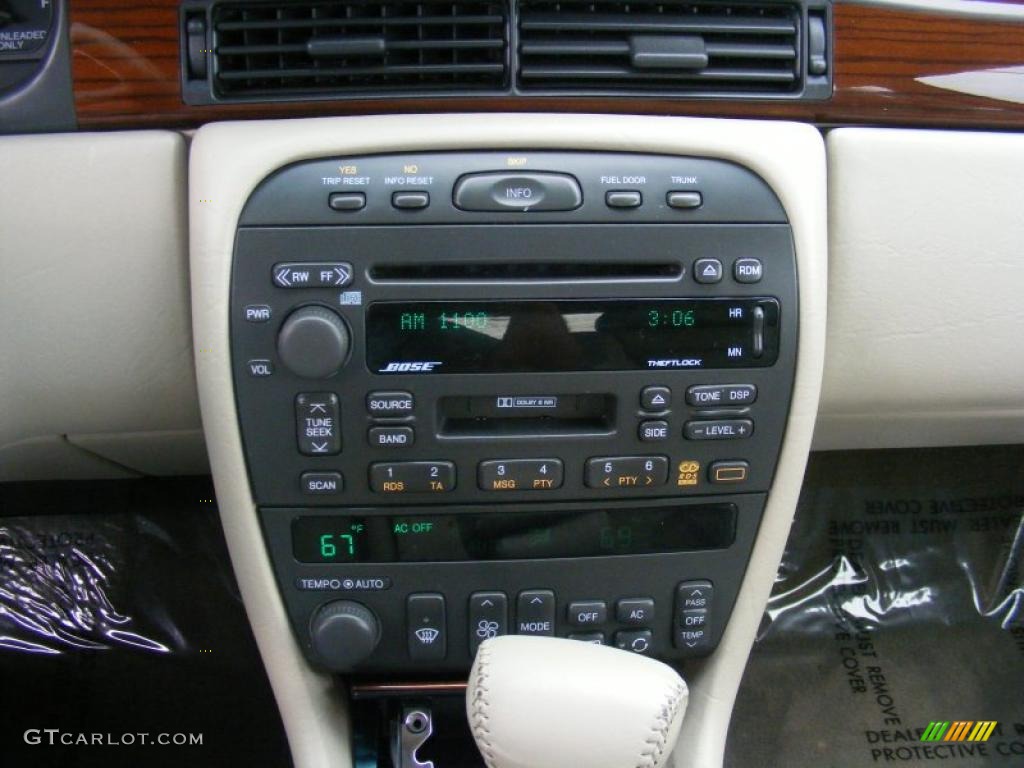 1999 Cadillac Eldorado Touring Coupe Controls Photo #38730387