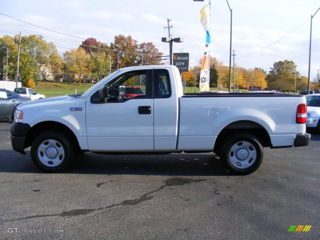 2006 F150 XL Regular Cab - Oxford White / Medium Flint photo #2