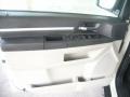 Stone White - Grand Caravan SE Photo No. 25