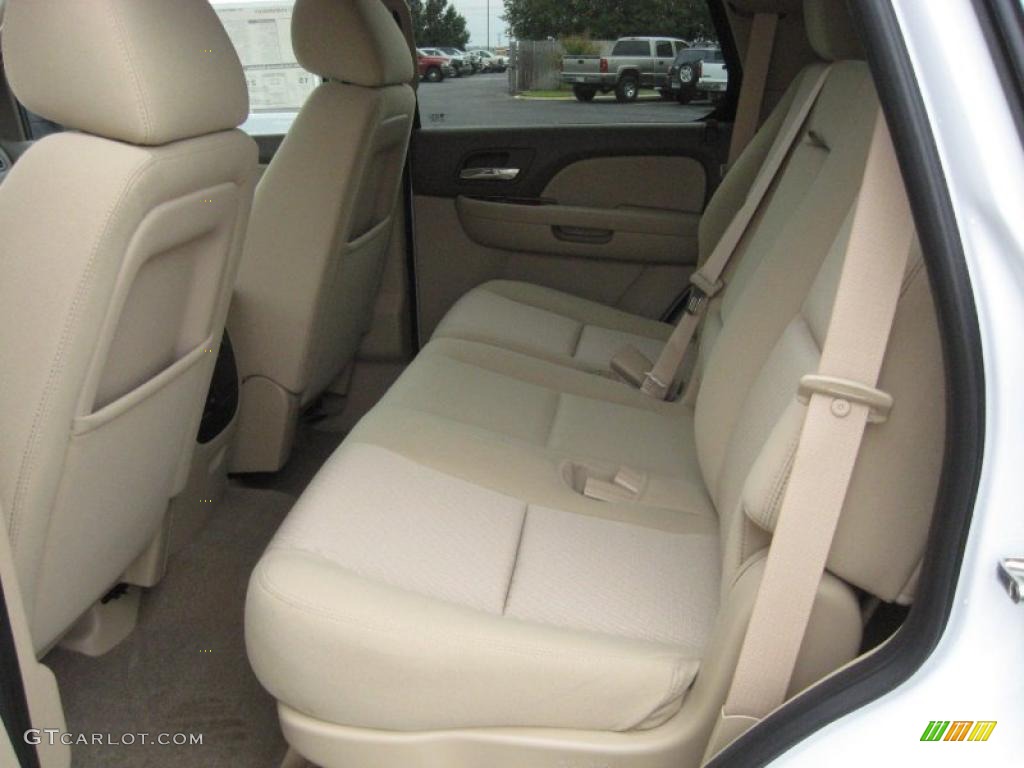 2011 Tahoe LS - Summit White / Light Cashmere/Dark Cashmere photo #11