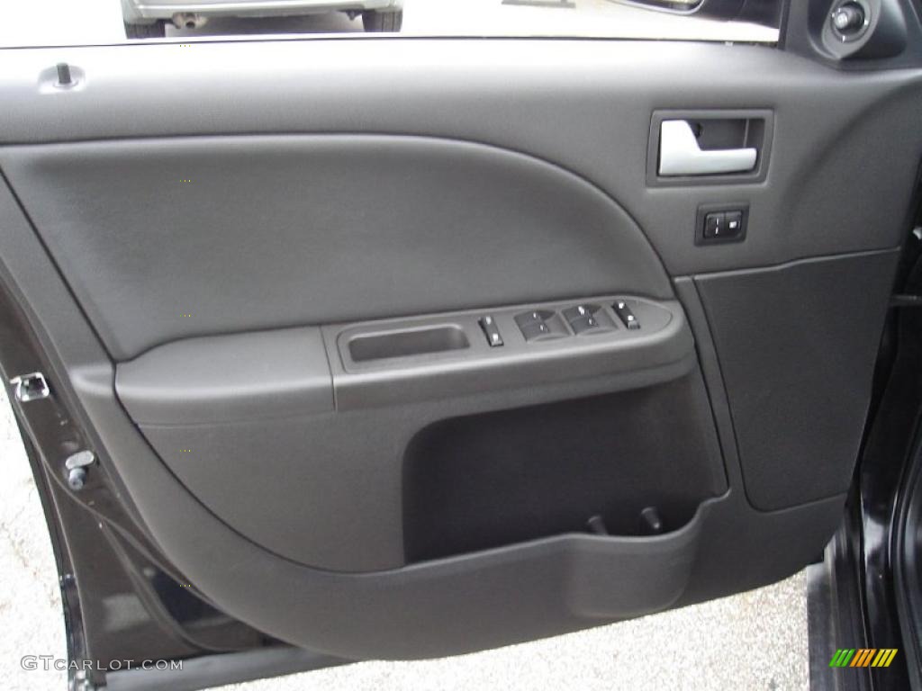 2005 Ford Five Hundred Limited Black Door Panel Photo #38733304