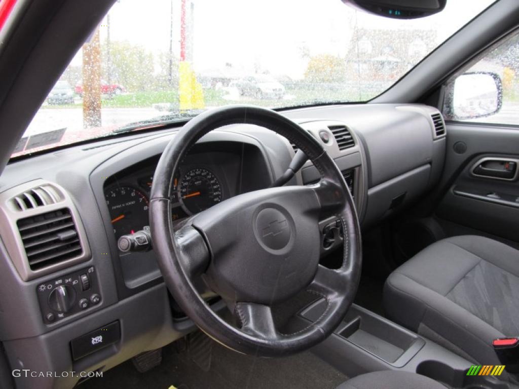 Medium Dark Pewter Interior 2004 Chevrolet Colorado LS Extended Cab Photo #38734052