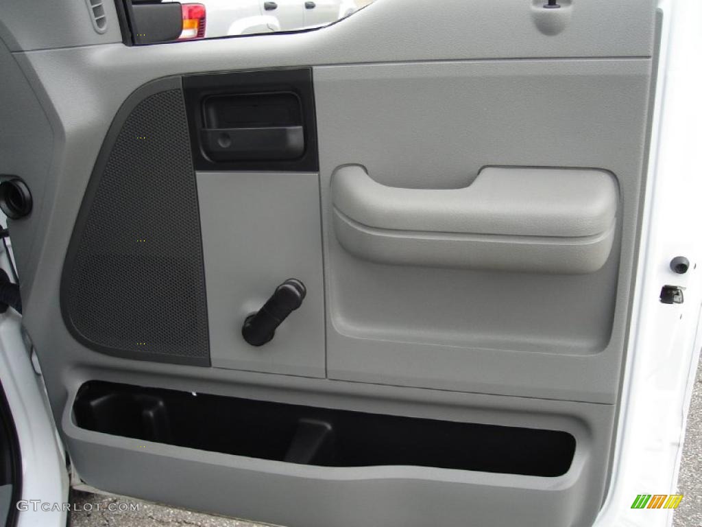 2008 Ford F150 XL Regular Cab 4x4 Medium/Dark Flint Door Panel Photo #38735764