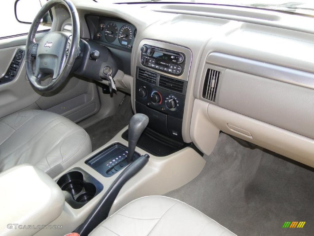 2002 Grand Cherokee Laredo - Graphite Metallic / Dark Slate Gray photo #25