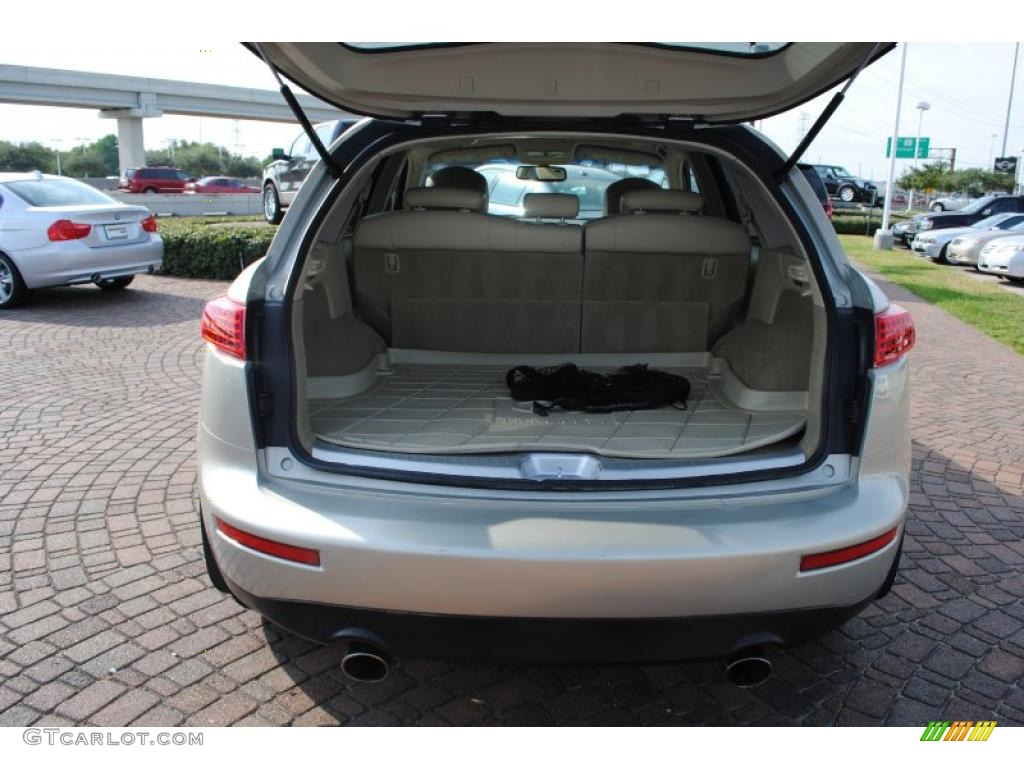 2006 Infiniti FX 35 Trunk Photo #38740328