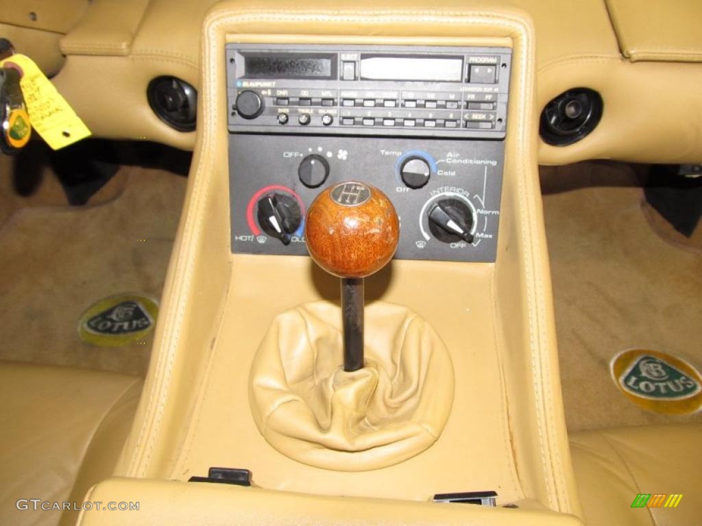 1987 Lotus Esprit Turbo Controls Photo #38742396