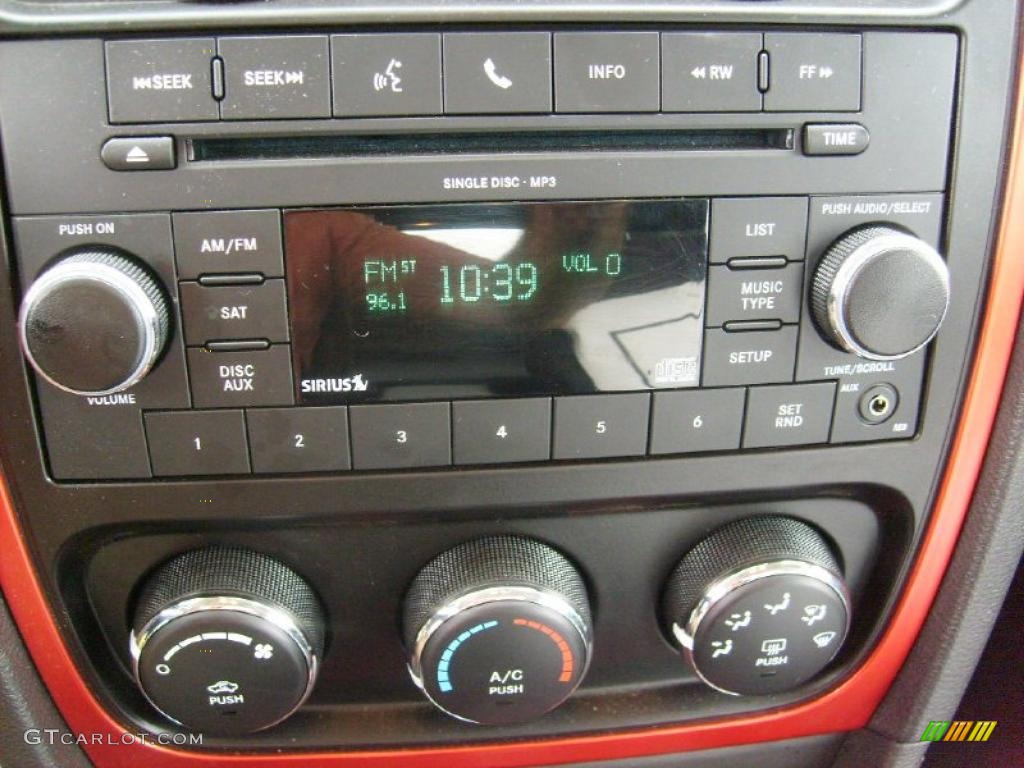 2010 Dodge Caliber Heat Controls Photo #38743176