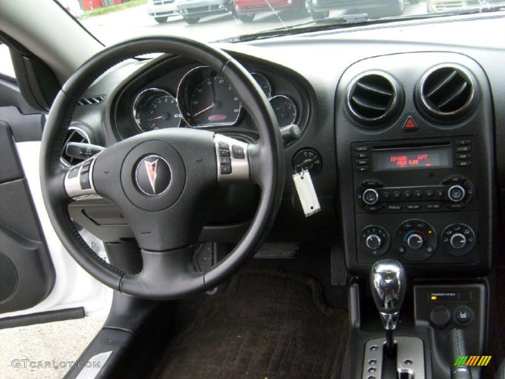 2009 Pontiac G6 GT Coupe Ebony Dashboard Photo #38743436