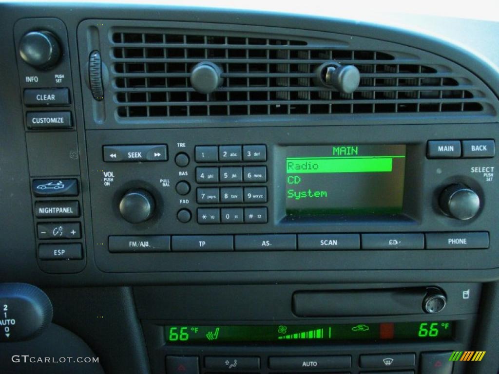 2005 Saab 9-3 Arc Convertible Controls Photo #38744156