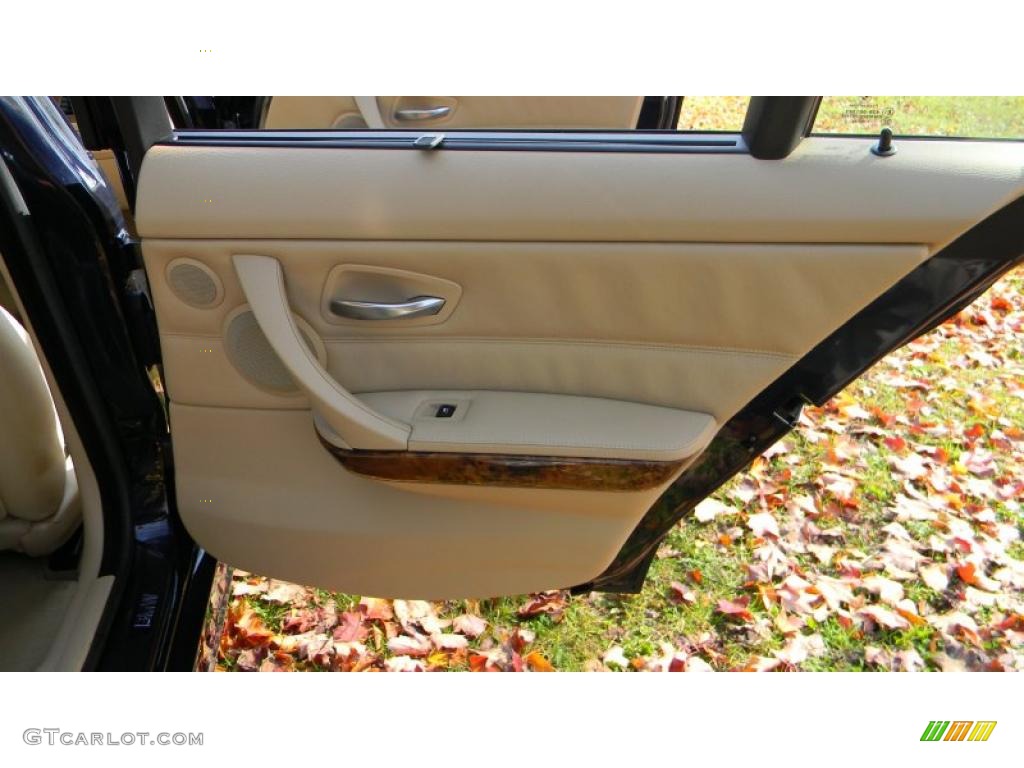 2006 BMW 3 Series 325xi Wagon Beige Door Panel Photo #38746064