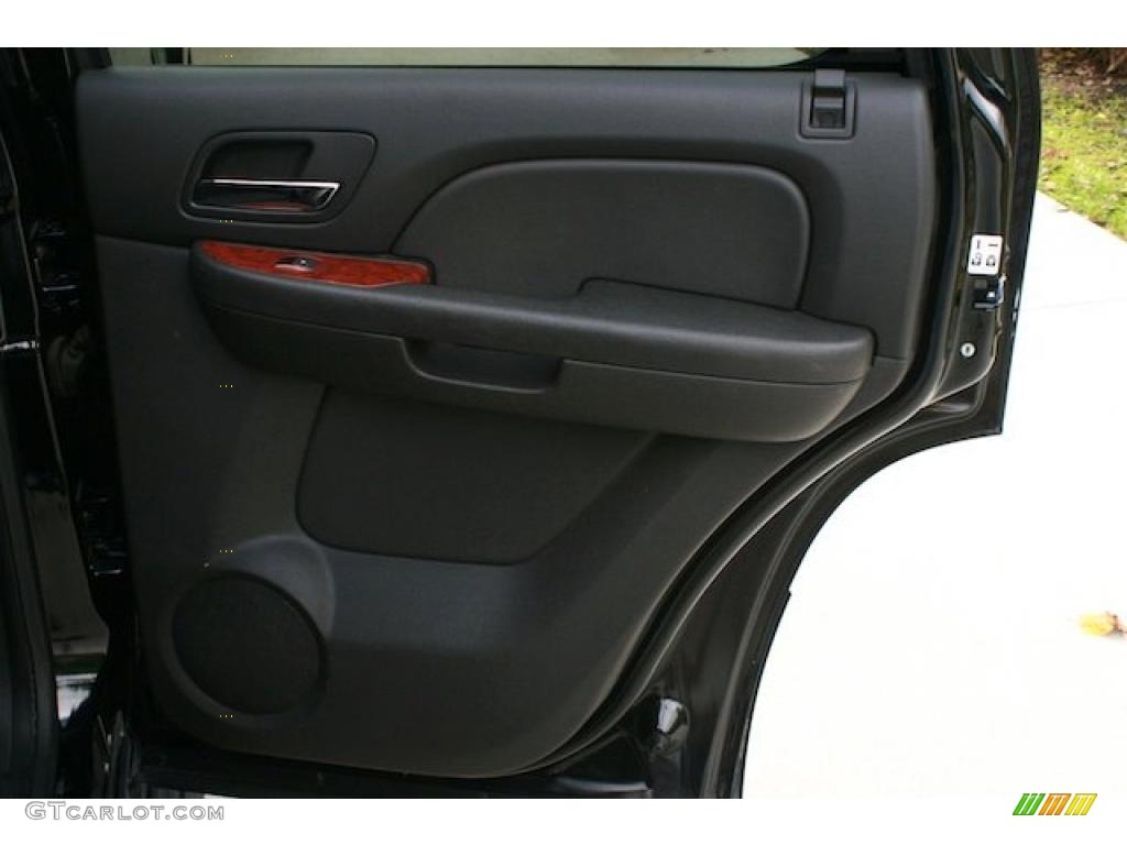 2008 Chevrolet Tahoe Hybrid Ebony Door Panel Photo #38746876