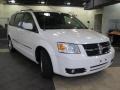 Stone White - Grand Caravan SXT Photo No. 4