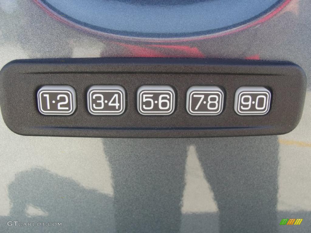 2011 Ford Escape Limited V6 Controls Photo #38749972