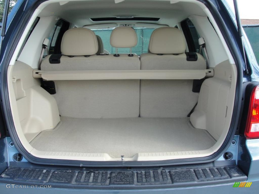 2011 Ford Escape Limited V6 Trunk Photo #38750092