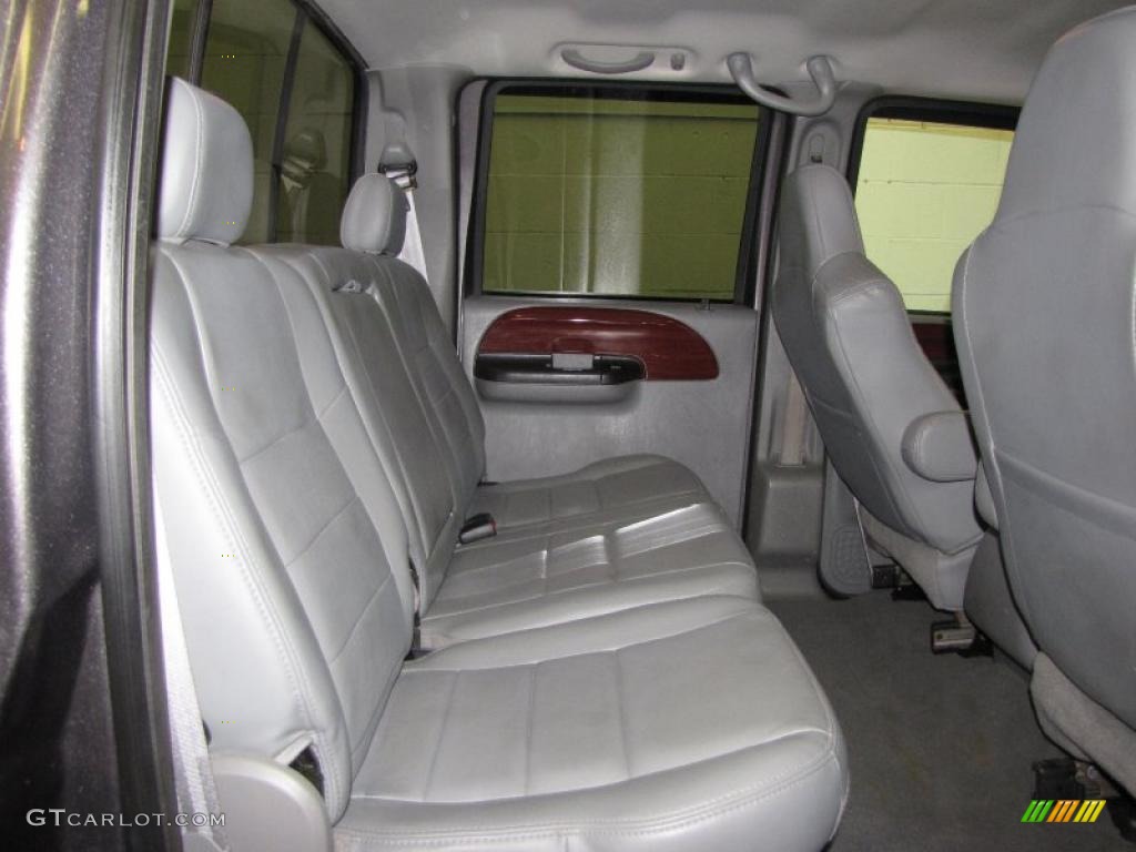 Medium Flint Interior 2006 Ford F350 Super Duty Lariat Crew Cab 4x4 Photo #38750120