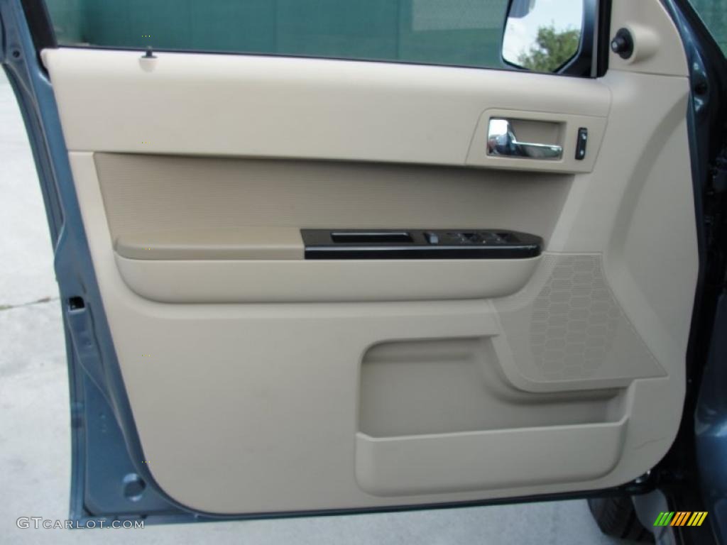 2011 Ford Escape Limited V6 Camel Door Panel Photo #38750192