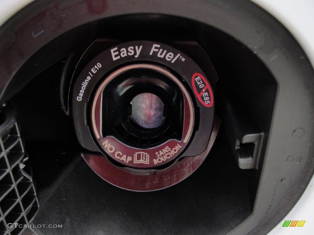 2011 Fiesta SE SFE Hatchback - Oxford White / Light Stone/Charcoal Black Cloth photo #13