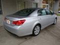 2011 Classic Silver Metallic Toyota Avalon   photo #2